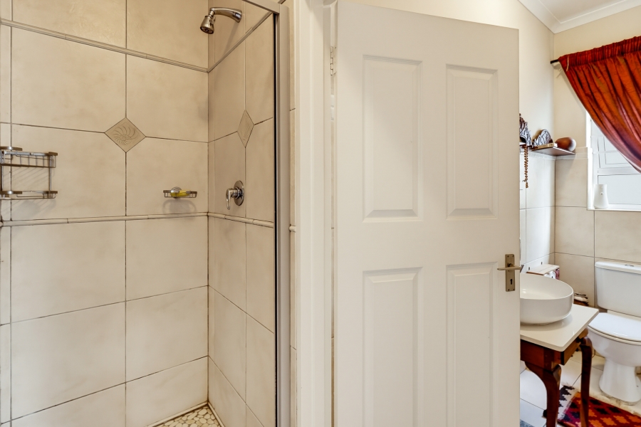 2 Bedroom Property for Sale in Harbour Island Western Cape